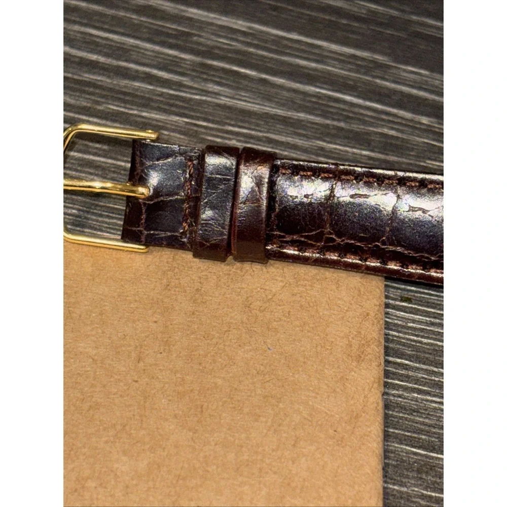 Chevron Wristwatch Watch 1989 - 1993‎ Better than the best Condition Unknown